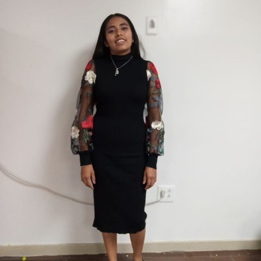 Meet your Posher, Nereyda